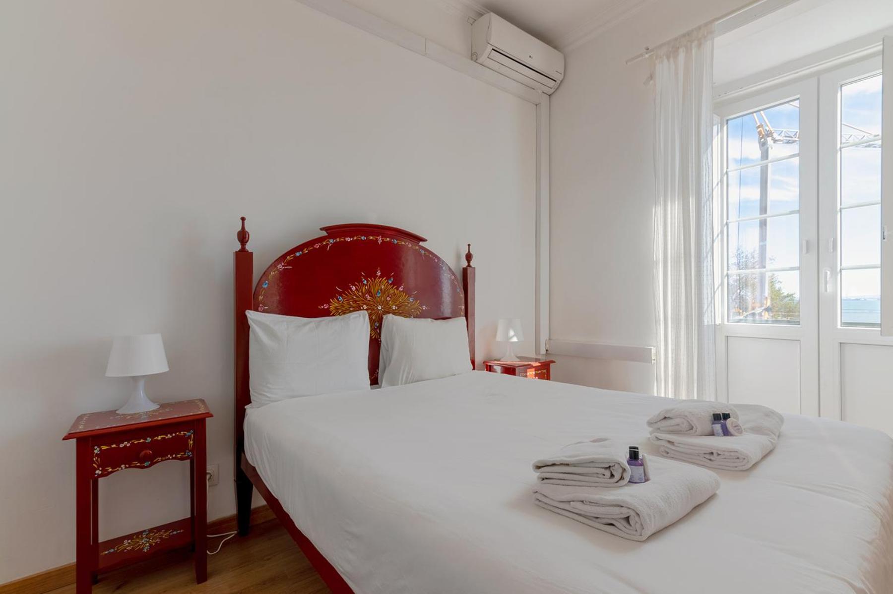 Alfama 2nd Floor Amazing River View Lissabon