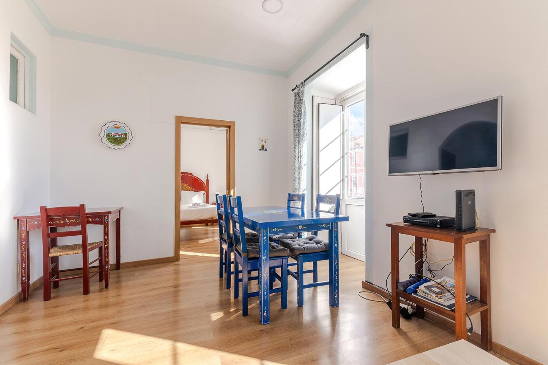 Apartment Alfama 2nd Floor Amazing River View